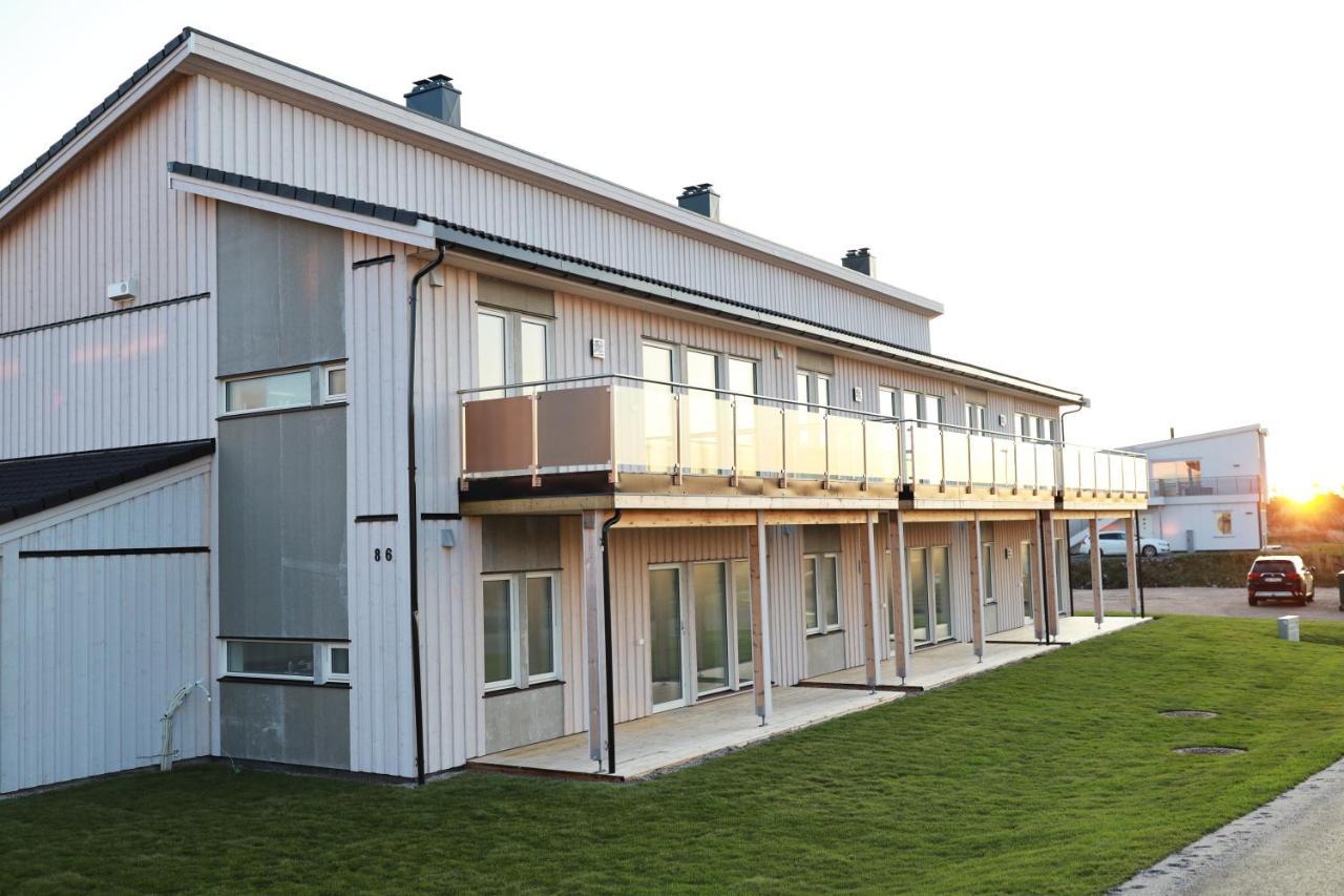 Modern Apartment With Seaview Hammarvika Екстериор снимка